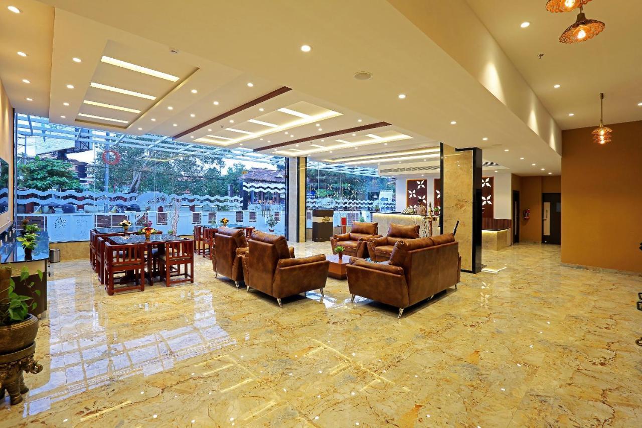Renai Sreekrishna Otel Guruvāyūr Dış mekan fotoğraf