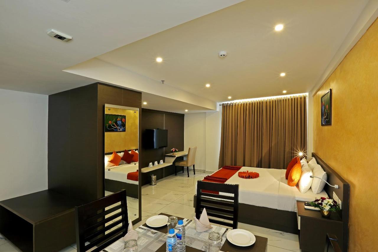 Renai Sreekrishna Otel Guruvāyūr Dış mekan fotoğraf